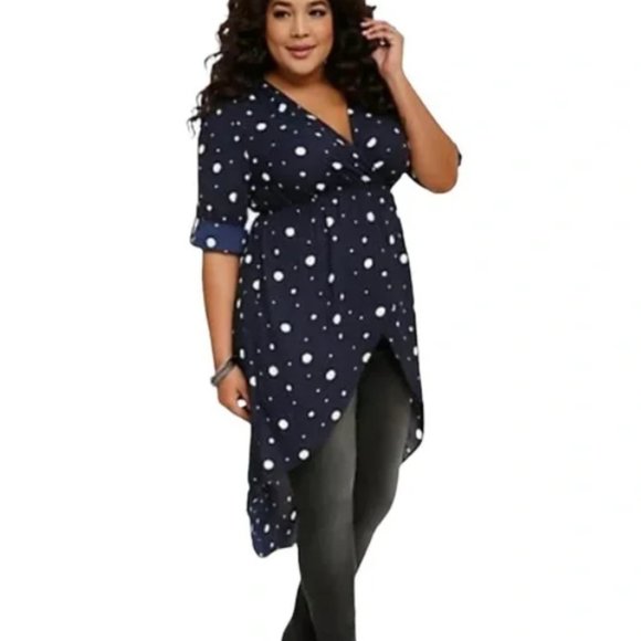 torrid Tops - Torrid 4 Navy Blue Poka Dot Hi-Low Chiffon Top